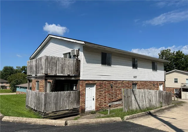 Photo 2 of Sale Pending at 507 S Linden Ave, Miamisburg, OH 45342 | MLS# 968255 | Listing updated on 2026-09-04