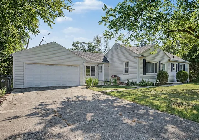 Single family home for sale at 650 S Elm St, Dayton, OH 45449 | MLS# 968125