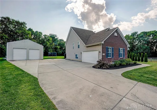 Photo 2 of Sale Pending at 5045 Spice Ct, Lebanon, OH 45036 | MLS# 967946 | Listing updated on 2026-09-08