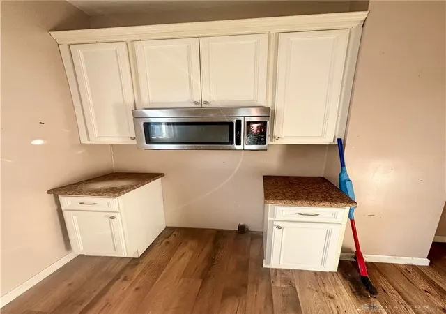 Photo 4 of Single family home for sale at 211 Laurel St, Greenville, OH 45331 | MLS# 968265 | Listing updated on 2026-09-30