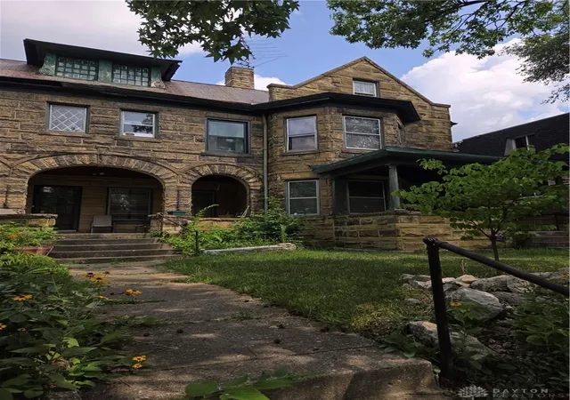 Photo 2 of Townhouse for sale at 703 W Grand Ave, Dayton, OH 45406 | MLS# 968272 | Listing updated on 2026-09-10