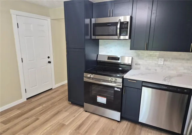 Photo 3 of Single family home for sale at 40 Greencliff Dr, Englewood, OH 45322 | MLS# 968273 | Listing updated on 2026-09-14