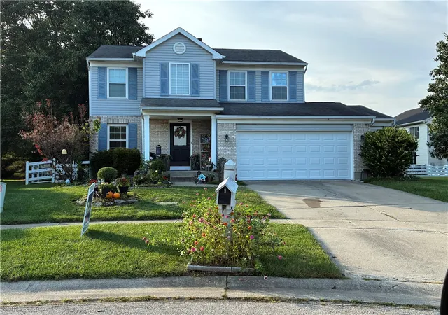 Photo 1 of Single family home for sale at 5829 Cedarwood Ct, Maineville, OH 45039 | MLS# 968260 | Listing updated on 2026-09-20