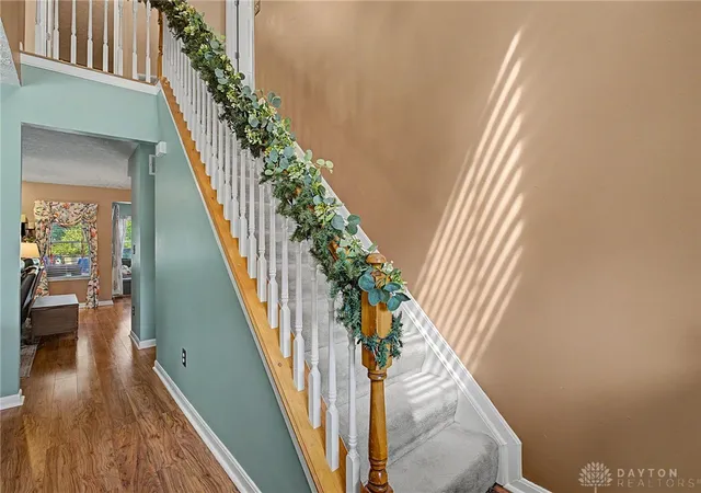 Photo 3 of Single family home for sale at 5829 Cedarwood Ct, Maineville, OH 45039 | MLS# 968260 | Listing updated on 2026-09-20