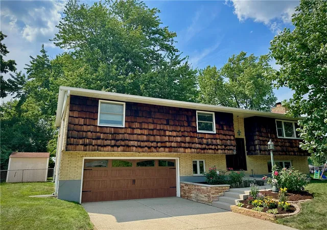 Photo 2 of Single family home for sale at 4009 Kenmar St, Dayton, OH 45440 | MLS# 968288 | Listing updated on 2026-09-13