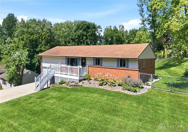 Photo 31 of Sale Pending at 4060 Middlebrook Dr, Dayton, OH 45440 | MLS# 968180 | Listing updated on 2026-09-11
