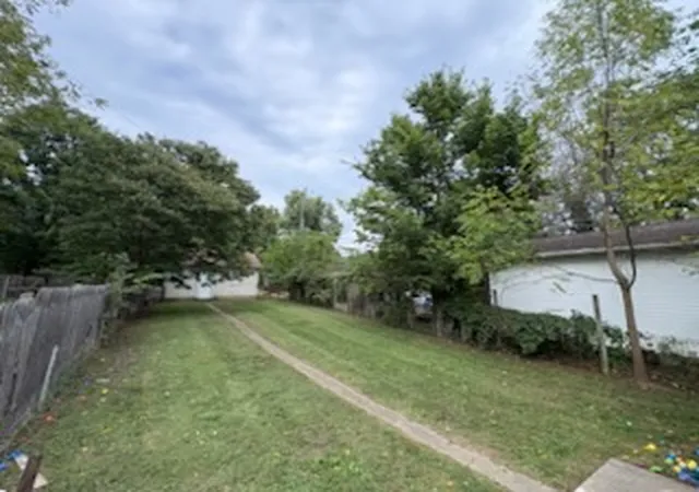 Photo 3 of Multi family home for sale at 302 E Northern Ave, Springfield, OH 45503 | MLS# 968276 | Listing updated on 2026-09-10