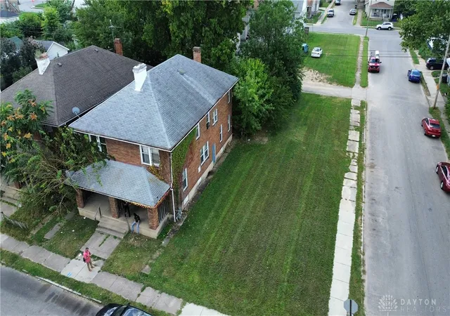 Photo 4 of Multi family home for sale at 105 Gerlaugh Ave, Dayton, OH 45403 | MLS# 968119 | Listing updated on 2026-09-05