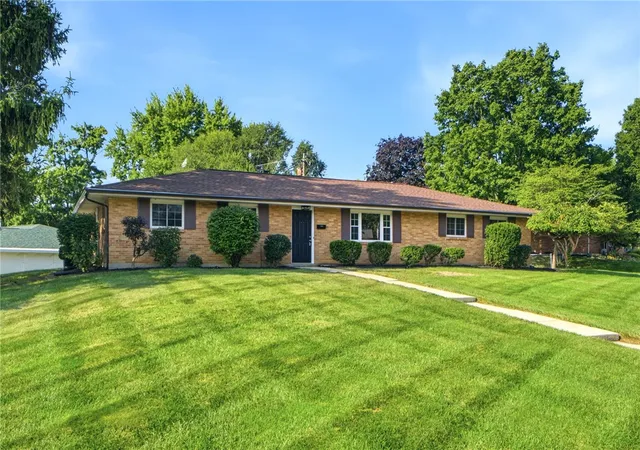 Photo 2 of Single family home for sale at 2630 Hazelbrook Dr, Butler Twp, OH 45414 | MLS# 968300 | Listing updated on 2026-10-02