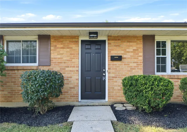 Photo 4 of Single family home for sale at 2630 Hazelbrook Dr, Butler Twp, OH 45414 | MLS# 968300 | Listing updated on 2026-10-02