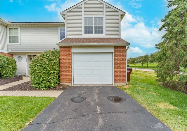Photo 2 of Sale Pending at 2342 Raider Dr, Fairborn, OH 45324 | MLS# 968308 | Listing updated on 2026-09-07