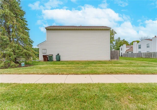 Photo 3 of Sale Pending at 2342 Raider Dr, Fairborn, OH 45324 | MLS# 968308 | Listing updated on 2026-09-07