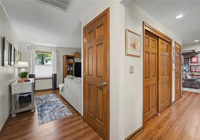 Photo 4 of Single family home for sale at 209 E Twin St, Lewisburg, OH 45338 | MLS# 968314 | Listing updated on 2026-09-09