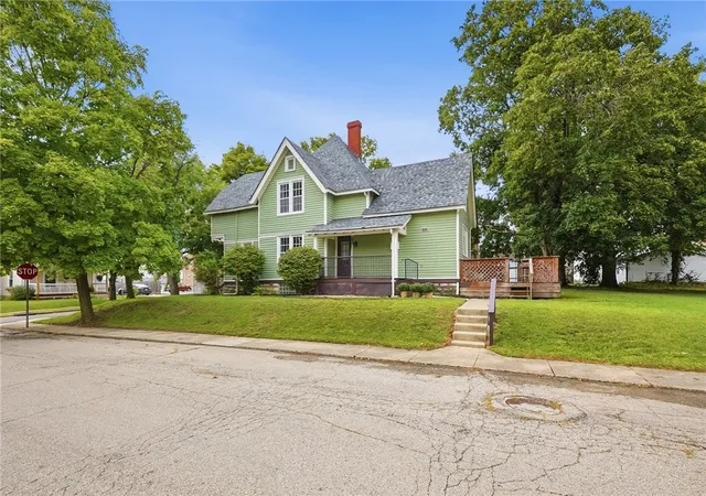 Photo 2 of Single family home for sale at 211 E Mckinley St, Brookville, OH 45309 | MLS# 967376 | Listing updated on 2026-09-12