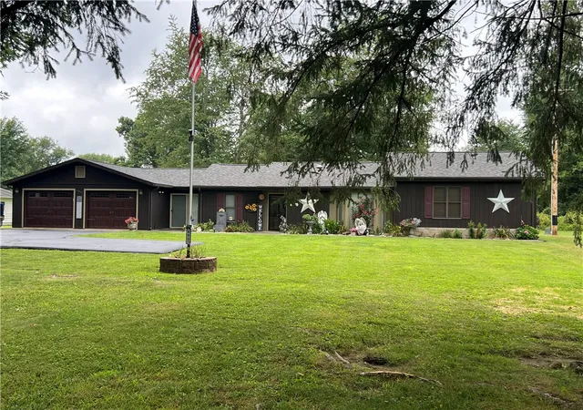 Photo 2 of Sale Pending at 6965 Muskie Dr, Hillsboro, OH 45133 | MLS# 968323 | Listing updated on 2026-09-13