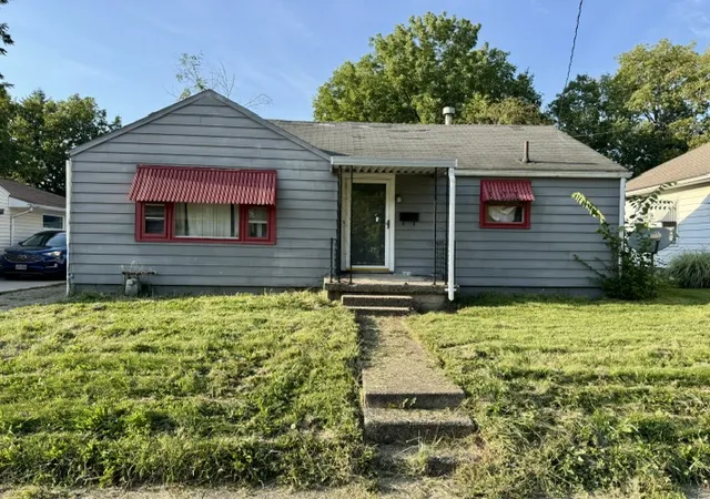 Photo 2 of Single family home for sale at 916 Young St, Piqua, OH 45356 | MLS# 967764 | Listing updated on 2026-09-10