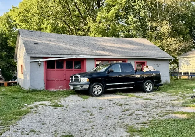 Photo 2 of Single family home for sale at 916 Young St, Piqua, OH 45356 | MLS# 967764 | Listing updated on 2026-09-10