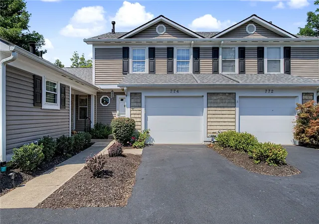 Photo 1 of Townhouse for sale at 774 Stoneharbor Ln, Maineville, OH 45039 | MLS# 968013 | Listing updated on 2026-09-08