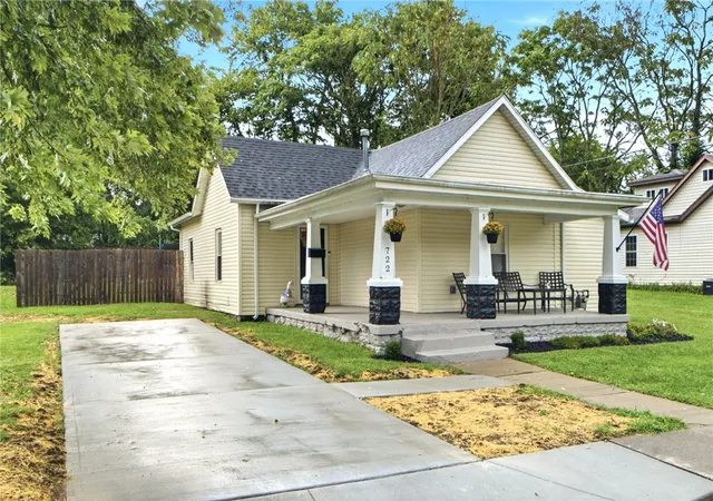 Photo 1 of Single family home for sale at 722 E 3rd Street, Xenia, OH 45385 | MLS# 968266 | Listing updated on 2026-09-07