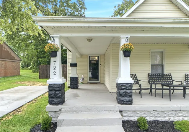 Photo 2 of Single family home for sale at 722 E 3rd Street, Xenia, OH 45385 | MLS# 968266 | Listing updated on 2026-09-07