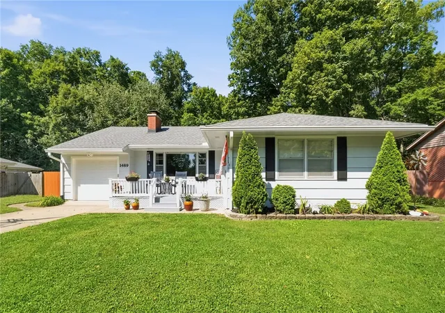 Photo 1 of Single family home for sale at 1489 Fudge Dr, Beavercreek, OH 45434 | MLS# 968334 | Listing updated on 2026-09-17