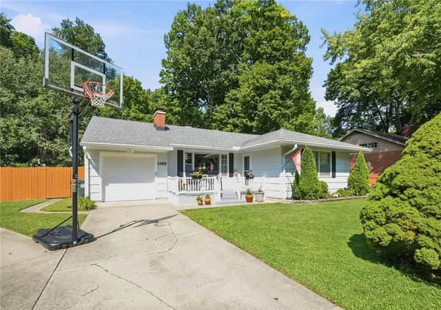 Photo 3 of Single family home for sale at 1489 Fudge Dr, Beavercreek, OH 45434 | MLS# 968334 | Listing updated on 2026-09-17