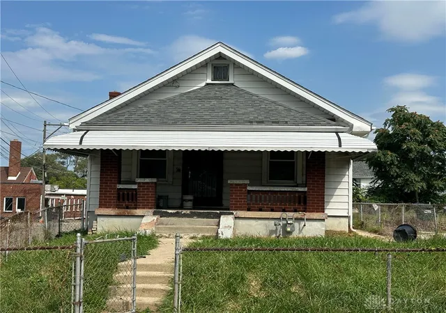 Photo 2 of Single family home for sale at 16 S Plaza Ave, Dayton, OH 45417 | MLS# 968341 | Listing updated on 2026-09-07