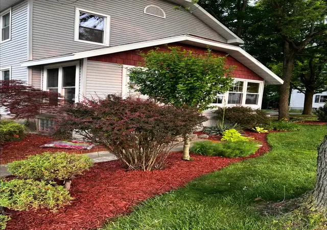 Photo 2 of Single family home for sale at 5760 Old Troy Pike, Dayton, OH 45424 | MLS# 968347 | Listing updated on 2026-09-14
