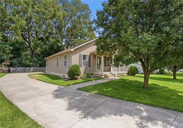 Single family home for sale at 1742 Northpoint Rd, Springfield, OH 45503 | MLS# 966513