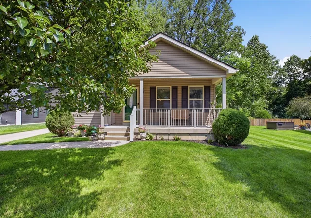 Photo 3 of Single family home for sale at 1742 Northpoint Rd, Springfield, OH 45503 | MLS# 966513 | Listing updated on 2026-09-23