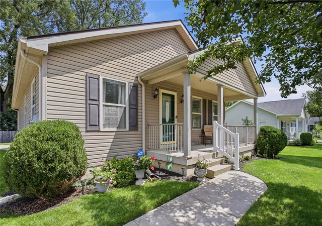 Photo 4 of Single family home for sale at 1742 Northpoint Rd, Springfield, OH 45503 | MLS# 966513 | Listing updated on 2026-09-13