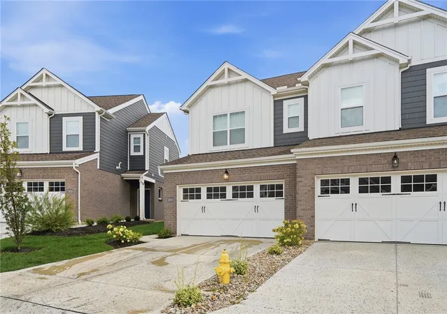 Photo 2 of Condo for sale at 5024 Pebble Ct, Liberty Twp, OH 45011 | MLS# 968189 | Listing updated on 2026-09-08