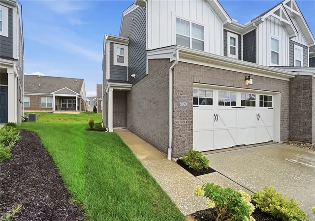 Photo 4 of Condo for sale at 5024 Pebble Ct, Liberty Twp, OH 45011 | MLS# 968189 | Listing updated on 2026-09-08