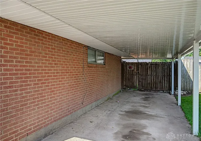 Photo 3 of Single family home for sale at 5813 Resik Dr, Dayton, OH 45424 | MLS# 968235 | Listing updated on 2026-09-08