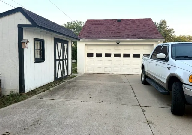 Photo 3 of Sale Pending at 901 Washington Ave, Greenville, OH 45331 | MLS# 968369 | Listing updated on 2026-09-30