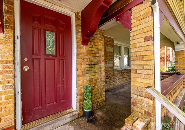 Photo 3 of Single family home for sale at 212 Marathon Ave, Dayton, OH 45405 | MLS# 968384 | Listing updated on 2026-09-09