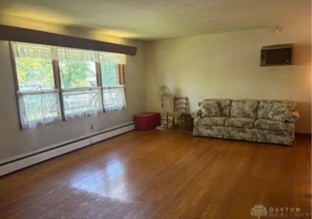Photo 4 of Single family home for sale at 67 Amokee Pl, Tipp City, OH 45371 | MLS# 968388 | Listing updated on 2026-09-08