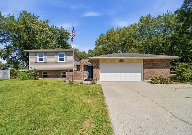 Photo 2 of Single family home for sale at 703 Bay Brooke Ct, Vandalia, OH 45377 | MLS# 968365 | Listing updated on 2026-09-09
