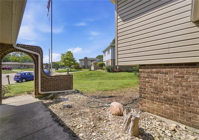 Photo 3 of Single family home for sale at 703 Bay Brooke Ct, Vandalia, OH 45377 | MLS# 968365 | Listing updated on 2026-09-09