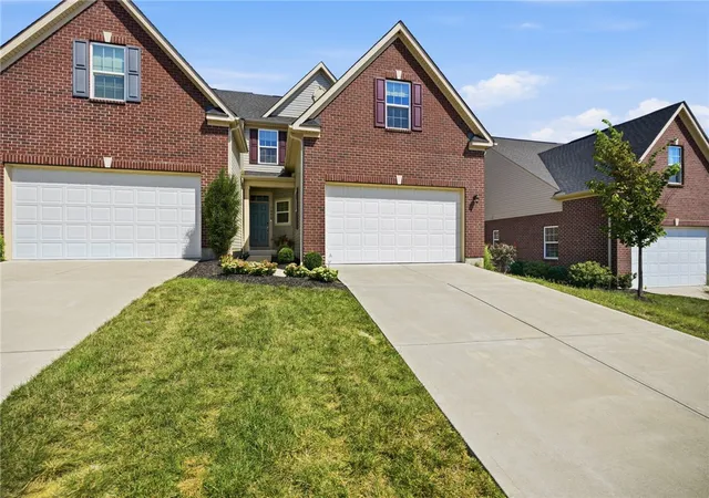 Photo 2 of Single family home for sale at 7884 Pinnacle Point Dr, West Chester, OH 45069 | MLS# 968383 | Listing updated on 2026-09-08