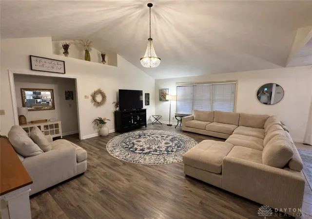 Photo 3 of Single family home for sale at 930 Oak Hl Ct, Troy, OH 45373 | MLS# 968411 | Listing updated on 2026-09-13