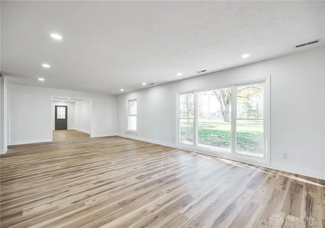 Photo 2 of Single family home for sale at 9550 Paragon Rd, Dayton, OH 45458 | MLS# 968333 | Listing updated on 2026-09-11