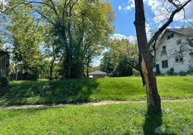 Photo 2 of Land for sale at 108 Cambridge Ave, Dayton, OH 45406 | MLS# 968415 | Listing updated on 2026-10-06