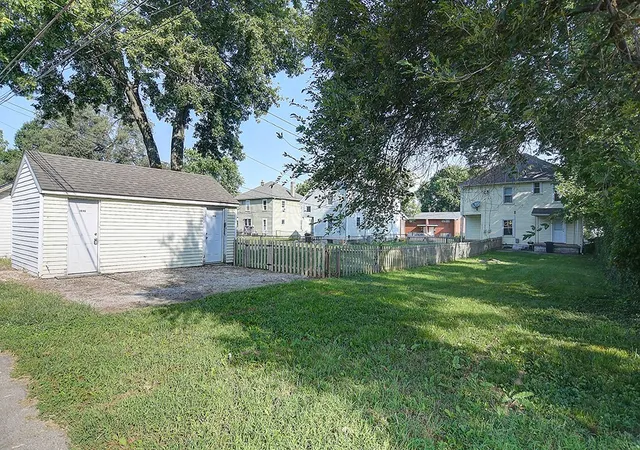 Listing Photo 2 - Condo for sale in building located at 1046 E Pearl St, Miamisburg, OH 45342
