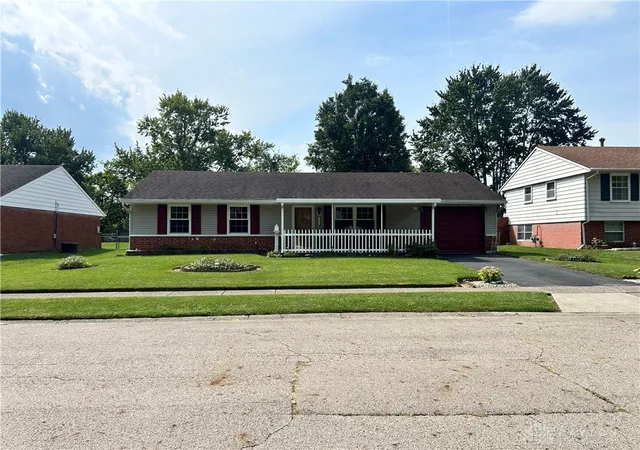 Photo 2 of Single family home for sale at 6821 Ginger Ave, Enon, OH 45323 | MLS# 968421 | Listing updated on 2026-09-12
