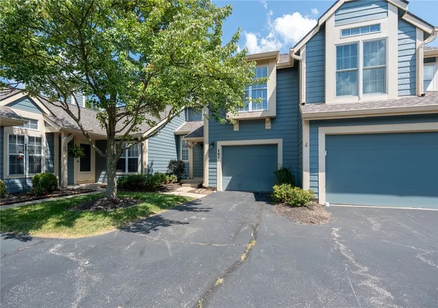 Photo 1 of Condo for sale at 167 Queens Xing, Dayton, OH 45458 | MLS# 968412 | Listing updated on 2026-09-10