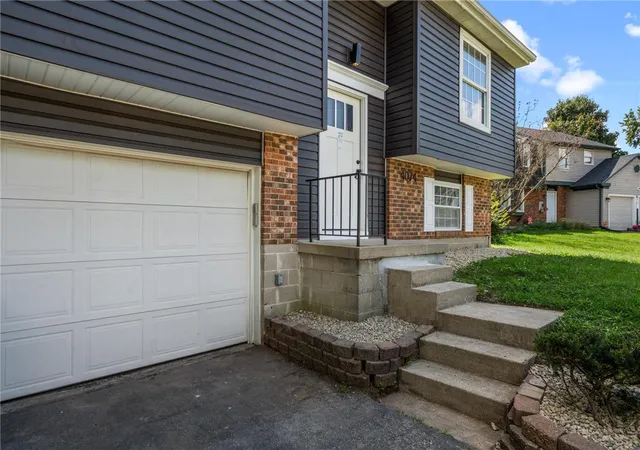 Photo 3 of Single family home for sale at 4074 Rymark Ct, Dayton, OH 45415 | MLS# 968423 | Listing updated on 2026-09-09