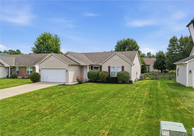 Photo 3 of Single family home for sale at 1323 Cross Crk Dr, Goshen, OH 45140 | MLS# 968452 | Listing updated on 2026-09-14