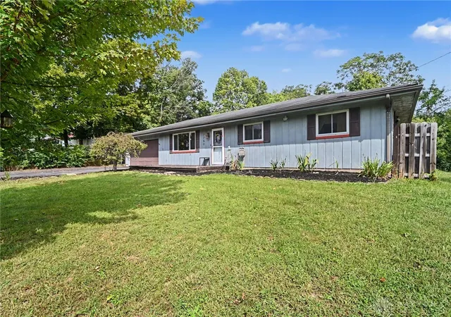 Photo 2 of Sale Pending at 7760 Franora Ln, Middletown, OH 45042 | MLS# 968493 | Listing updated on 2026-09-28
