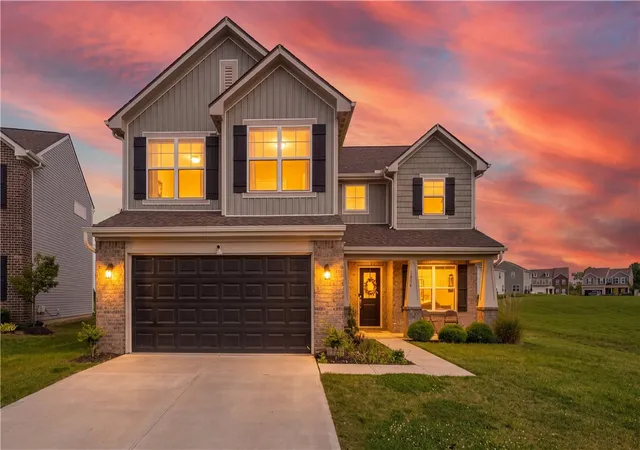 Photo 2 of Single family home for sale at 1016 Redwood Rd, Clayton, OH 45315 | MLS# 968484 | Listing updated on 2026-09-11